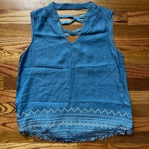 New Directions Blue Sleeveless Top with Embroidered Hem